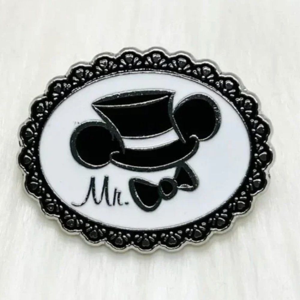 🔮 5/$25 Disney‎ Wedding Ear Hats Mr. Groom Pin